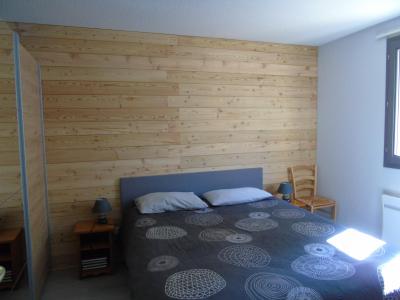 Rent in ski resort 3 room apartment 6 people (I04) - Chalet Arrondaz - Valfréjus - Bedroom