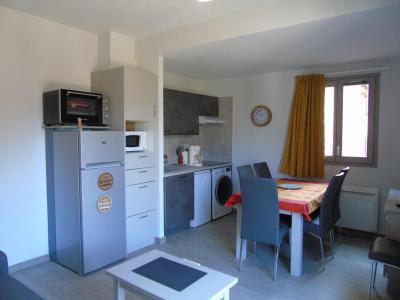 Rent in ski resort 3 room apartment 6 people (I04) - Chalet Arrondaz - Valfréjus - Living room