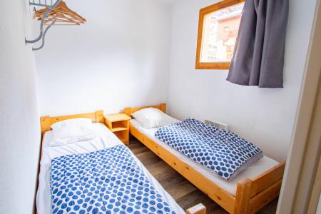 Skiverleih 3-Zimmer-Holzhütte für 8 Personen (A4) - Chalet Arrondaz A - Valfréjus - Offener Schlafbereich