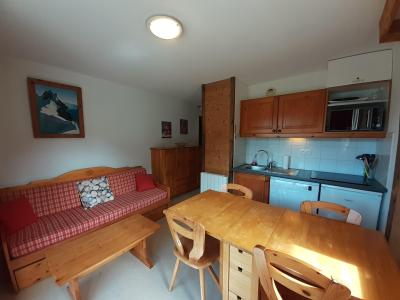 Ski verhuur Appartement 3 kabine kamers 6 personen (I02) - Chalet Arrondaz - Valfréjus - Woonkamer