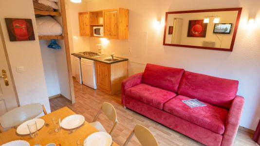 Rent in ski resort 2 room apartment 4 people (03) - Chalet de Florence - Valfréjus - Living room