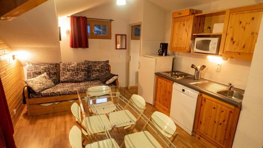 Rent in ski resort 3 room apartment sleeping corner 8 people (43) - Chalet de Florence - Valfréjus - Living room
