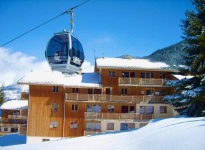 Аренда на лыжном курорте Chalet de Florence - Valfréjus - зимой под открытым небом