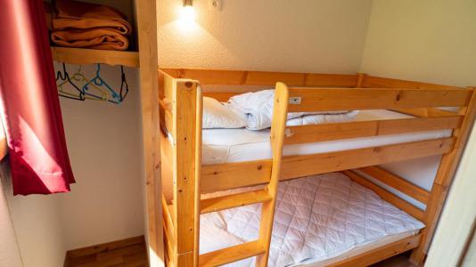 Rent in ski resort Studio cabin 4 people (14) - Chalet de Florence - Valfréjus - Bedroom