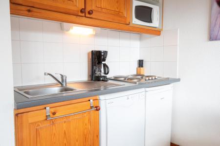 Skiverleih 2-Zimmer-Holzhütte für 6 Personen (J24) - Chalets d'Arrondaz - Valfréjus - Kochnische