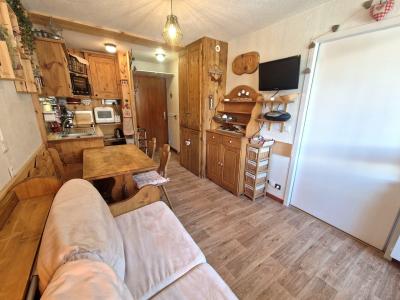 Rent in ski resort 2 room apartment 4 people (108) - Les Mélèzets 2 - Valfréjus - Living room