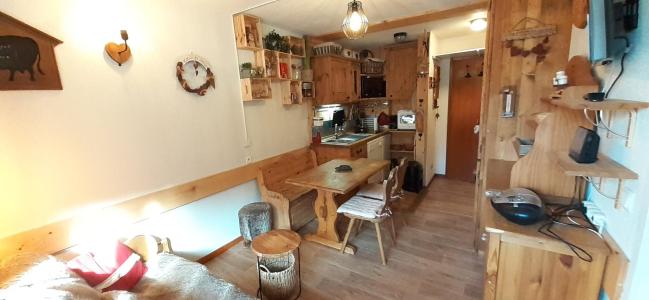 Wynajem na narty Apartament 2 pokojowy 4 osób (108) - Les Mélèzets 2 - Valfréjus - Pokój gościnny