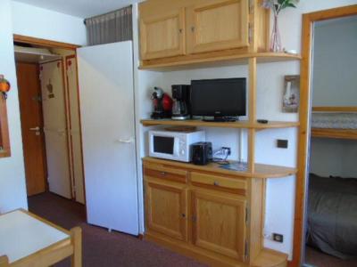 Location au ski Studio 4 personnes (220) - Melezets 2 - Valfréjus - Séjour