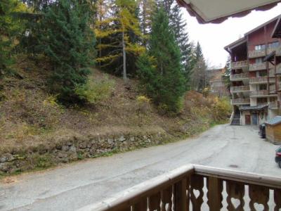 Rent in ski resort Studio cabin 4 people (106) - Melezets 2 - Valfréjus - Balcony