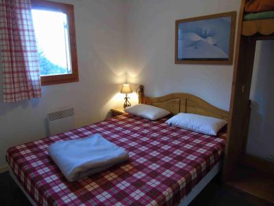 Location au ski Appartement 3 pièces coin montagne 8 personnes (B8) - Résidence Belvédère Busseroles - Valfréjus - Chambre