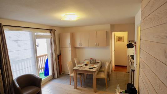 Rent in ski resort 2 room apartment cabin 6 people (105) - Résidence Cheval Blanc - Valfréjus - Kitchenette