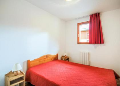 Rent in ski resort 3 room apartment 7 people (72) - Résidence Cheval Blanc - Valfréjus - Bedroom