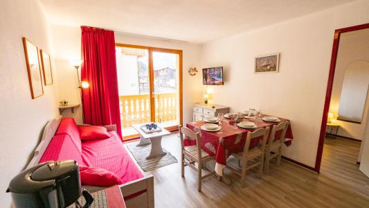 Rent in ski resort 3 room apartment cabin 6 people (55) - Résidence Cheval Blanc - Valfréjus - Living room