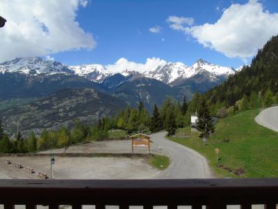 Rent in ski resort Résidence Cheval Blanc - Valfréjus - Balcony