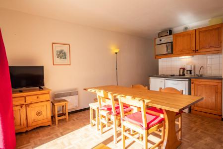 Location au ski Appartement 3 pièces 8 personnes (65) - Résidence du Cheval Blanc - Valfréjus - Séjour