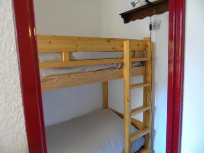 Rent in ski resort Studio cabin 4 people (26) - Résidence la Chaviere - Valfréjus - Bunk beds