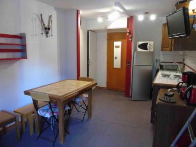 Ski verhuur Studio cabine 4 personen (12) - Résidence la Chaviere - Valfréjus - Woonkamer