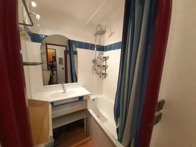 Location au ski Studio cabine 4 personnes (43) - Résidence la Chaviere - Valfréjus - Salle de bain