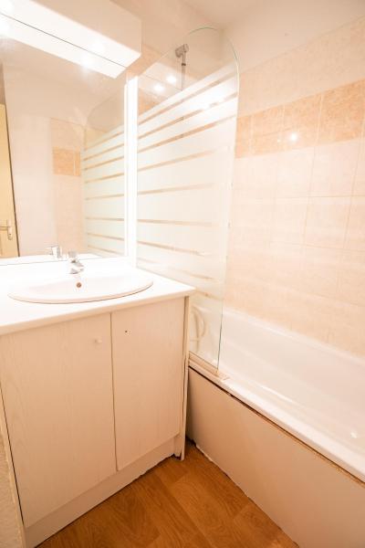 Location au ski Appartement 2 pièces cabine 6 personnes (06) - Résidence le Belvédère Busseroles - Valfréjus - Salle de bain