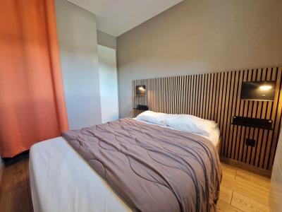 Rent in ski resort  (6) - Résidence le Cheval Blanc - Valfréjus - Bedroom