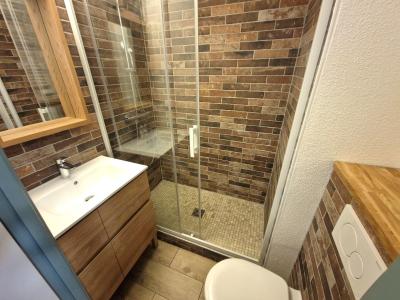 Location au ski Appartement 3 pièces + cabine 8 personnes (6) - Résidence le Cheval Blanc - Valfréjus - Salle d'eau
