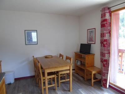 Ski verhuur Appartement 2 kamers bergnis 6 personen (48) - Résidence le Grand Argentier - Valfréjus - Woonkamer