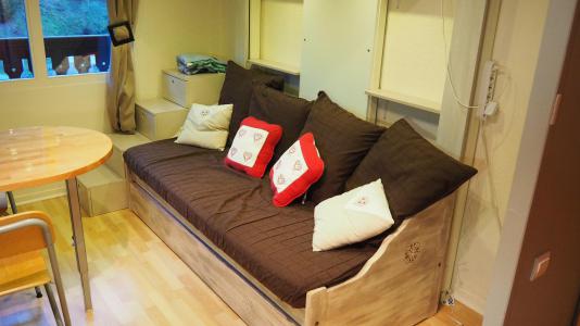 Ski verhuur Studio bergnis 4 personen (D149) - Résidence le Thabor - Valfréjus - Woonkamer