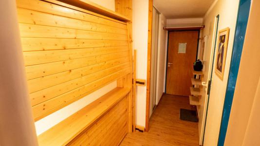 Rent in ski resort Studio sleeping corner 4 people (B59) - Résidence le Thabor - Valfréjus - Sleeping area
