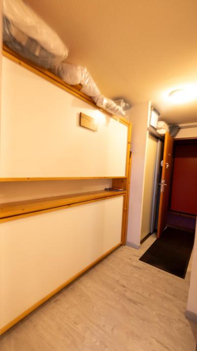 Rent in ski resort Studio sleeping corner 4 people (1-230) - Résidence les Mélezets - Valfréjus - Apartment