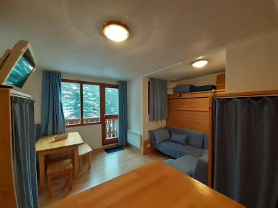 Rent in ski resort Studio 2 people (M-450) - Résidence Melezets 1 - Valfréjus - Living room