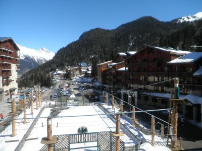 Vacanze in montagna Studio per 3 persone (9) - Résidence Thabor A - Valfréjus - Esteriore inverno