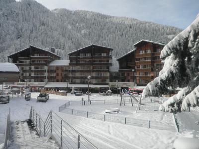 Holiday in mountain resort Studio sleeping corner 3 people (C76) - Résidence Thabor C - Valfréjus - Winter outside