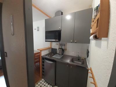 Rent in ski resort Studio sleeping corner 3 people (C76) - Résidence Thabor C - Valfréjus - Kitchenette