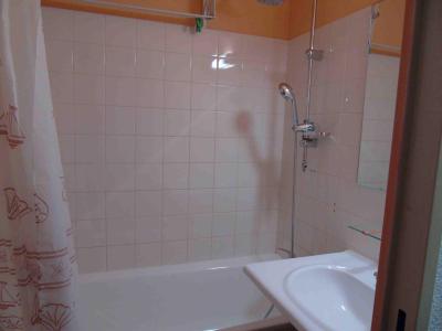 Rent in ski resort Studio 4 people (433) - Vita Parc - Valfréjus - Bathroom