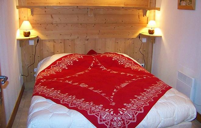 Rent in ski resort Chalet Alpen Roc - Valloire - Bedroom
