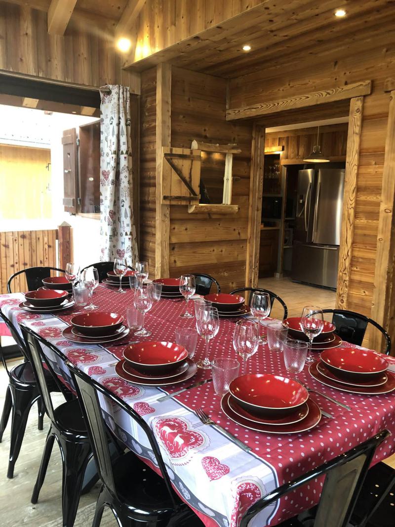 Rent in ski resort 5 room duplex chalet 10 people - Chalet Colenfrey - Valloire - Living room