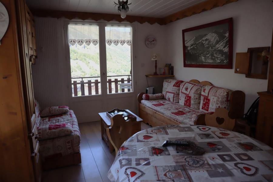 Rent in ski resort 2 room apartment 6 people (3) - Chalet le Dorvet Bat A - Valloire - Living room