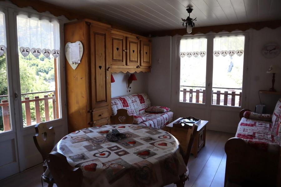 Rent in ski resort 2 room apartment 6 people (3) - Chalet le Dorvet Bat A - Valloire - Living room