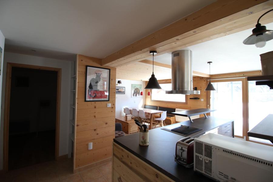 Rent in ski resort 3 room chalet 6 people (1) - Chalet le Tatihou - Valloire - Apartment