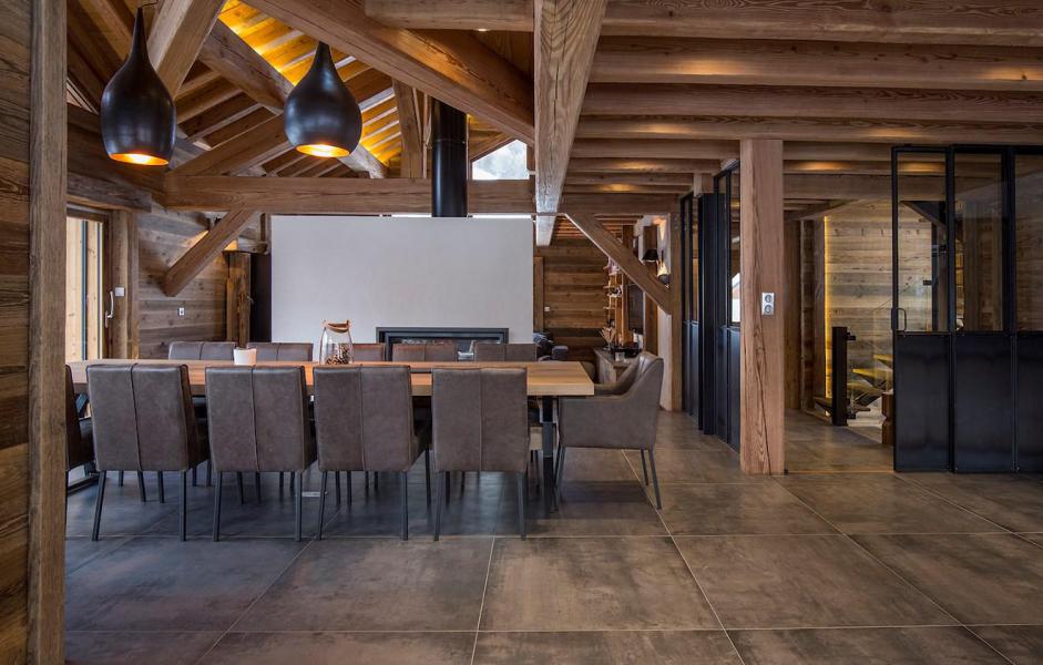 Rent in ski resort Chalet Or des Cimes - Valloire - Dining area