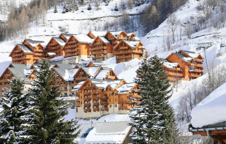 Wakacje w górach Chalets de la Vallée d'Or Edelweiss - Valloire - Zima na zewnątrz