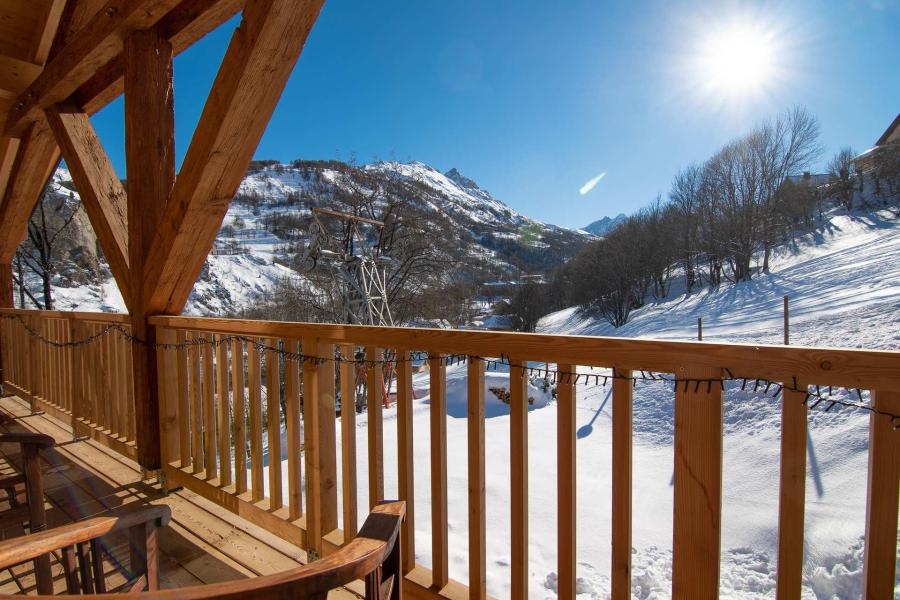 Holiday in mountain resort Le Chalet Kopérek - Valloire - Winter outside