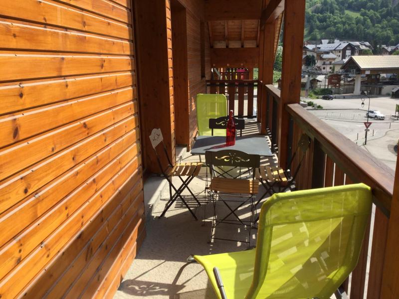 Rent in ski resort 4 room duplex apartment 8 people (5) - Les Chalets d'Adrien - Valloire - Terrace