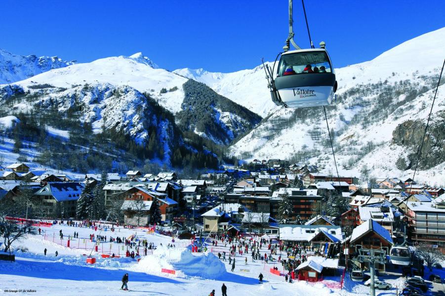 Ski verhuur Les Chalets de Valoria - Valloire - Buiten winter