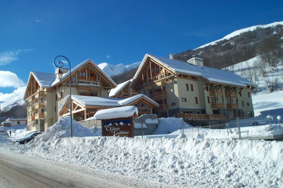 Ski verhuur Les Chalets du Galibier II - Valloire - Buiten winter