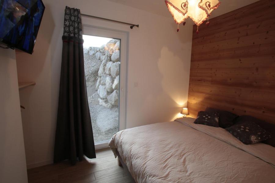 Rent in ski resort 3 room apartment 4 people (1) - Les Chalets du Grand Galibier - Valloire - Bedroom