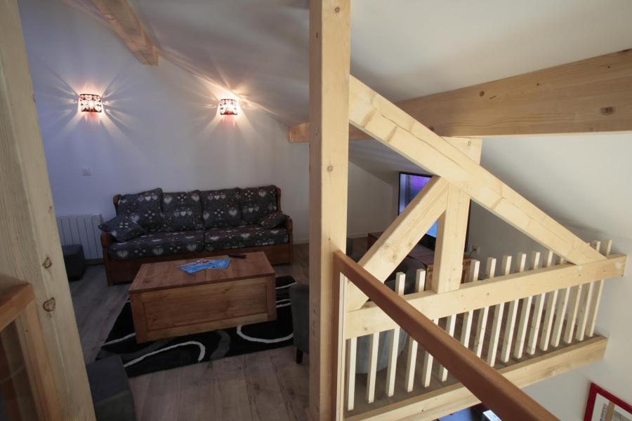 Rent in ski resort 4 room duplex apartment 8 people (2) - Les Chalets du Grand Galibier - Valloire - Living room