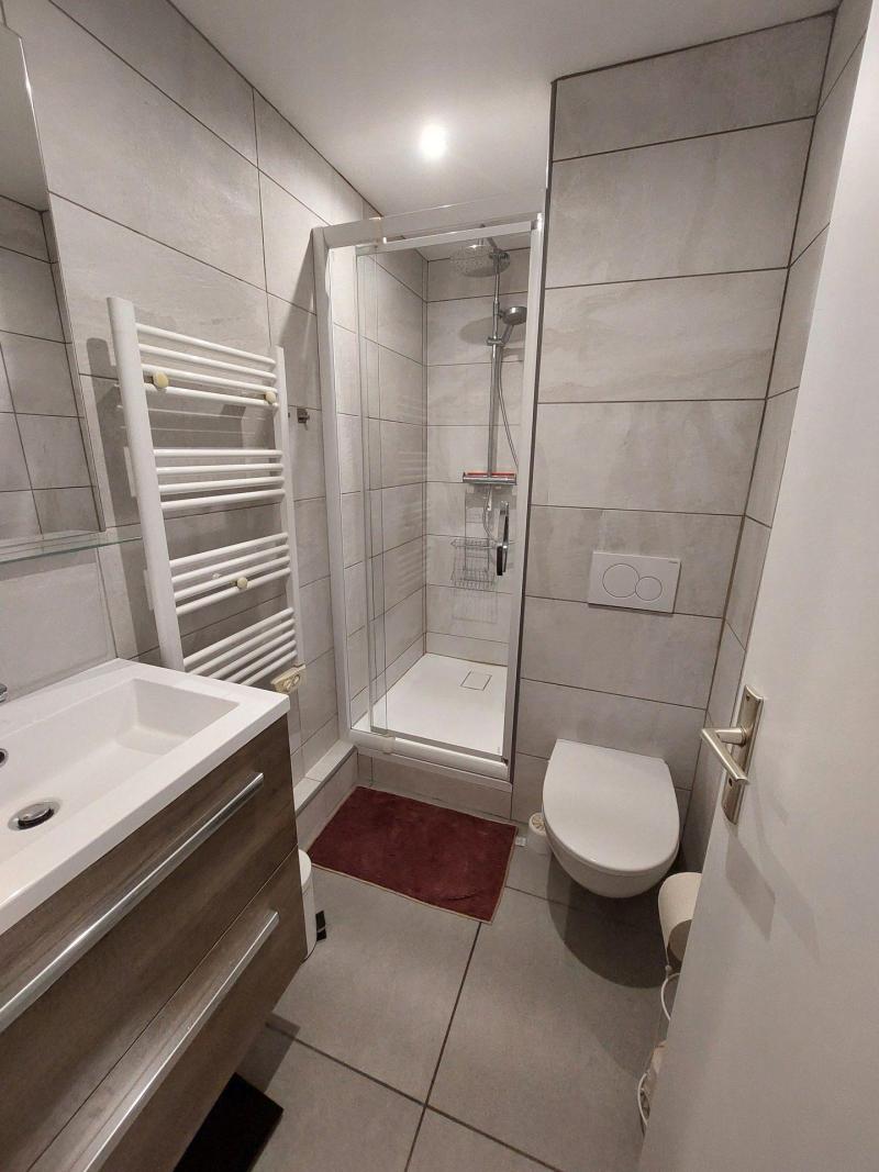 Alquiler al esquí Apartamento dúplex 3 piezas 8 personas (83) - Résidence Bételgeuse - Valloire - Cuarto de ducha