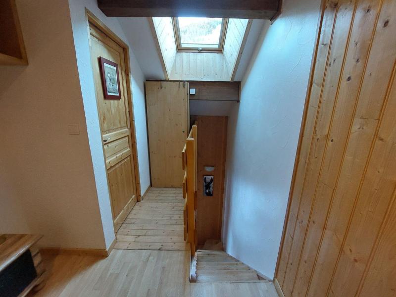 Alquiler al esquí Apartamento dúplex 3 piezas 8 personas (83) - Résidence Bételgeuse - Valloire - Escalera