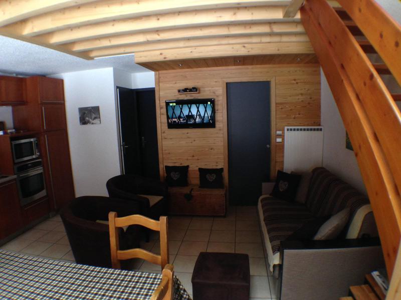 Rent in ski resort Résidence Bételgeuse - Valloire - Living room